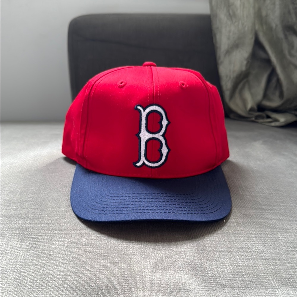 Vintage Boston Red Sox Snapback / MLB / Genuine Merchandise / 90s